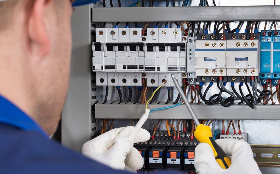 cherche électricien Saint-Cyr-sous-Dourdan